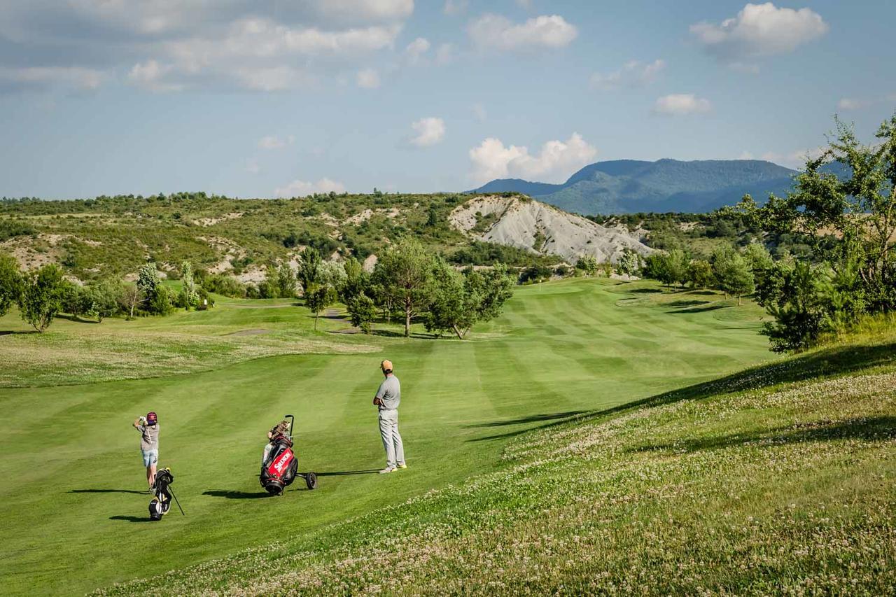 ​Exe Las Margas Golf Latas Kültér fotó