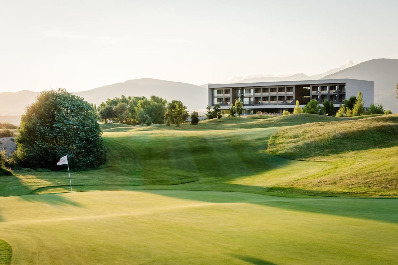 ​Exe Las Margas Golf Latas Kültér fotó