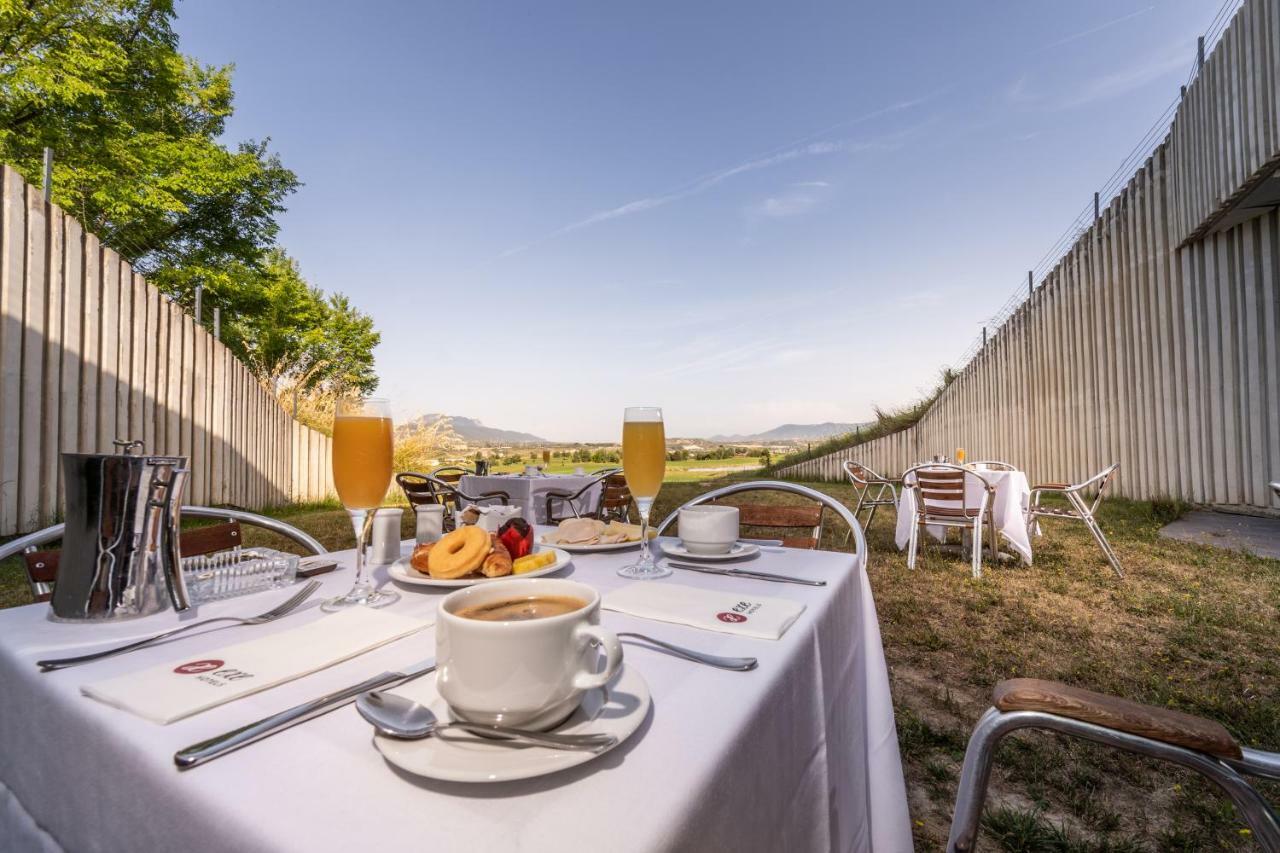 ​Exe Las Margas Golf Latas Kültér fotó